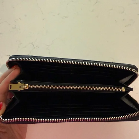 YVES SAINT LAURENT Monogram zip-around Wallet | Black - Picture 5 of 8